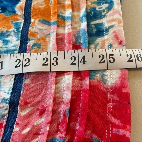 NWT Tolani Collection LongSleeve V-Neck Blouse with front tie. Size L Brady - Picture 16 of 16